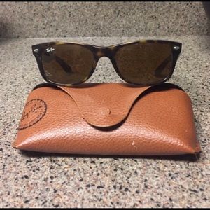 Ray Ban “new wayfarer”